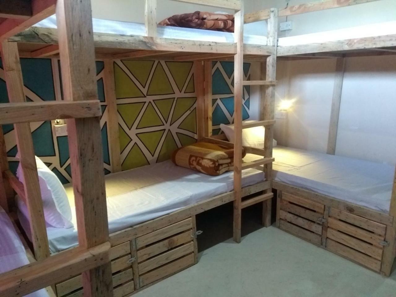 La Vaca India Mcleodganj Vandrerhjem McLeod Ganj Eksteriør bilde